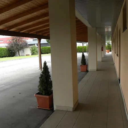 Arcotel 3*